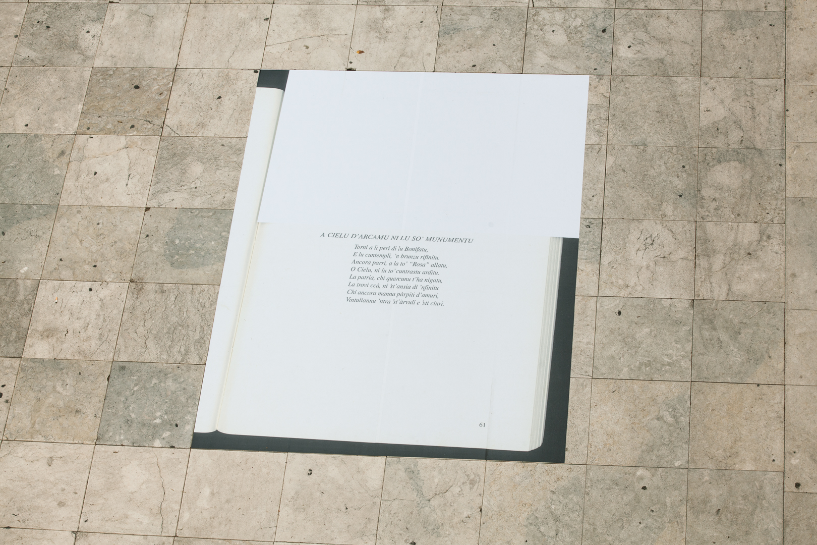 Carmelo Nicotra, Munumentu, 2018, print on pvc, Piazza Ciullo, Alcamo. Photo CAVE Studio
